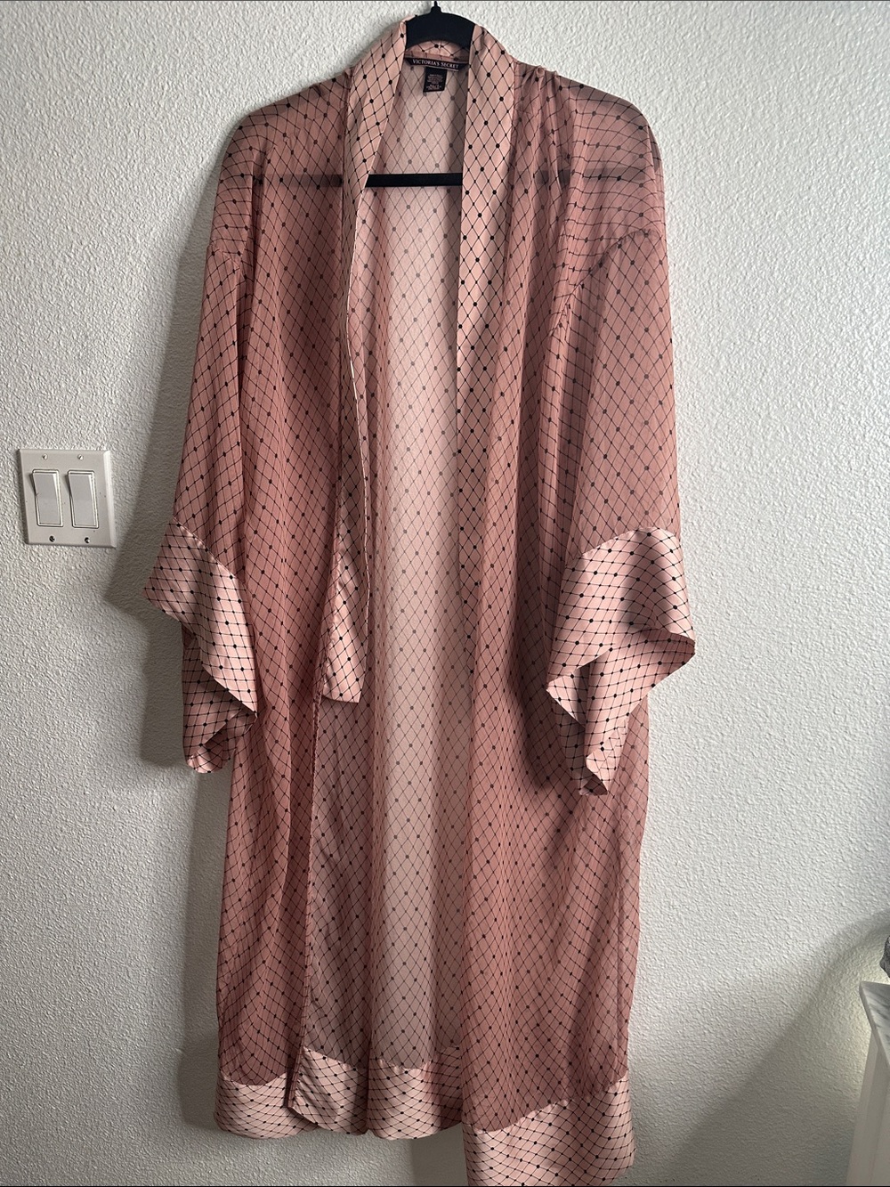 Victory secrets sheer Pink Polka-Dot Kimono Robe by size ML